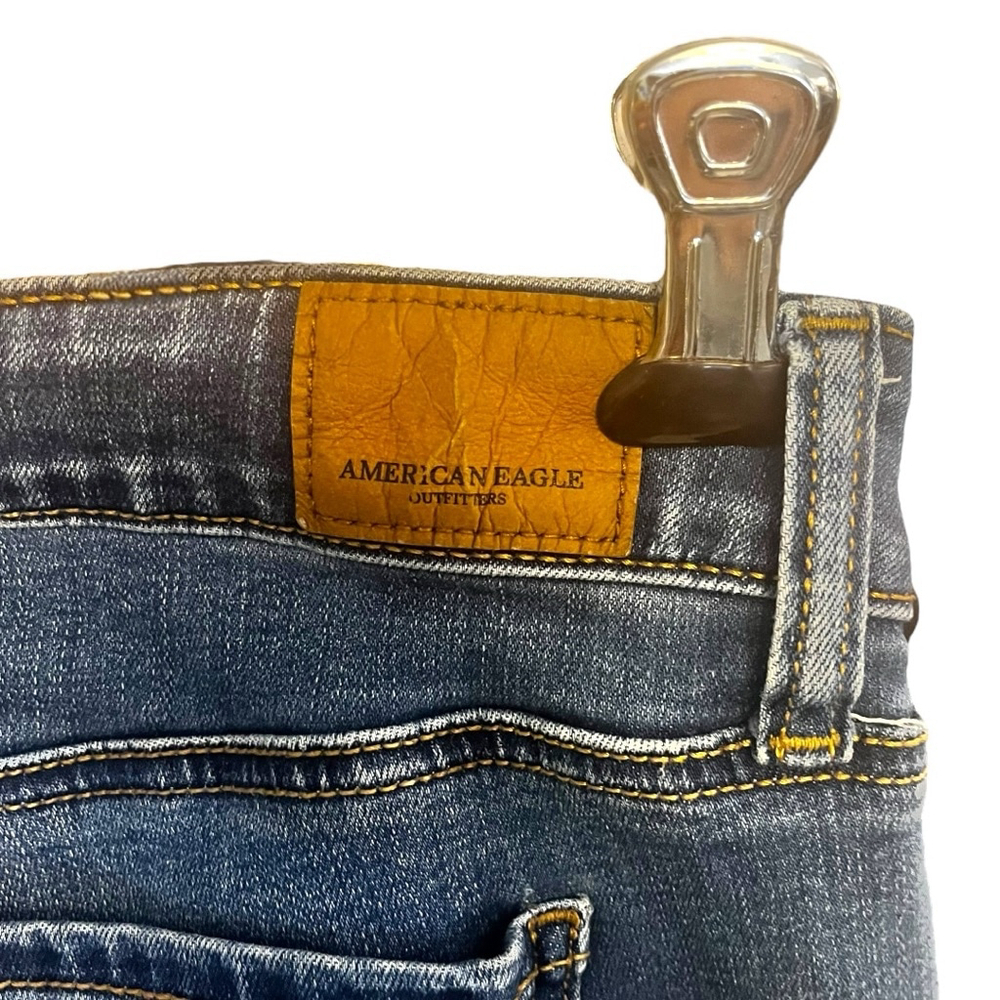 Women's American Eagle Favourite Boyfriend Jeans, 8, Blue Denim - Picture 13 of 16